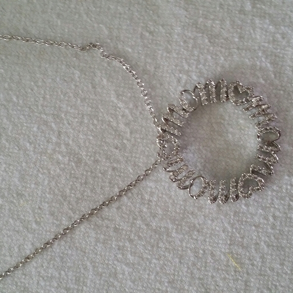 NWOT ~ SILVER NECKLACE - Picture 2 of 2